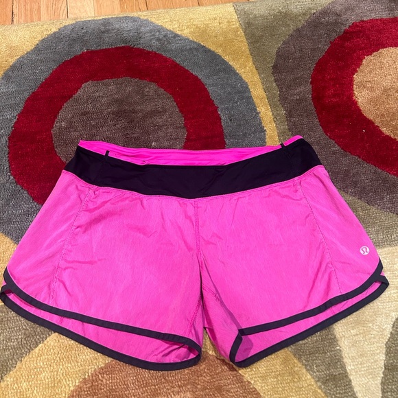 Lululemon Turbo Run Short Athletic Running Shorts Hot Pink Black Baggy Fit 8 - Picture 1 of 6